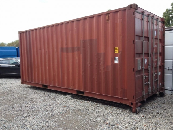 Container-maritime-sur-berce-amp-6.png Container de stockage 20 pieds dernier voyage – Image 1