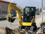 Komatsu pc20mr-2 + 3 godets – mini pelle 2t – Image 2