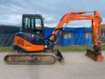 Hitachi zx50 + 3 godets – mini pelle 4.5t – Image 2