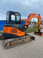 Hitachi zx50 + 3 godets – mini pelle 4.5t