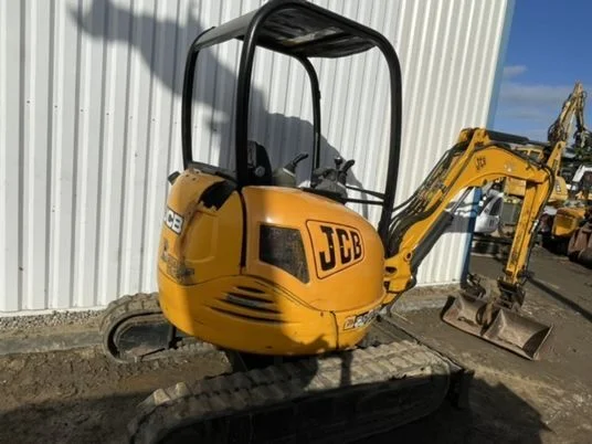 bat9-4 Jcb 8025 zts + 3 godets – mini pelle 2,7t – Image 1