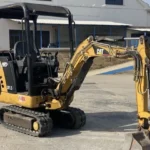 Caterpillar 301.5 + brh + 3 godets – mini pelle 1,71t