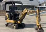 Caterpillar 301.5 + brh + 3 godets – mini pelle 1,71t – Image 3