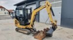Caterpillar 302.2d + 4 godets – mini pelle 2,1t