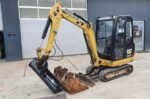 Caterpillar 302.2d + 4 godets – mini pelle 2,1t – Image 3