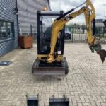 Caterpillar 301.7 d + 4 godets – mini pelle 1,7 t