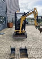 Caterpillar 301.7 d + 4 godets – mini pelle 1,7 t